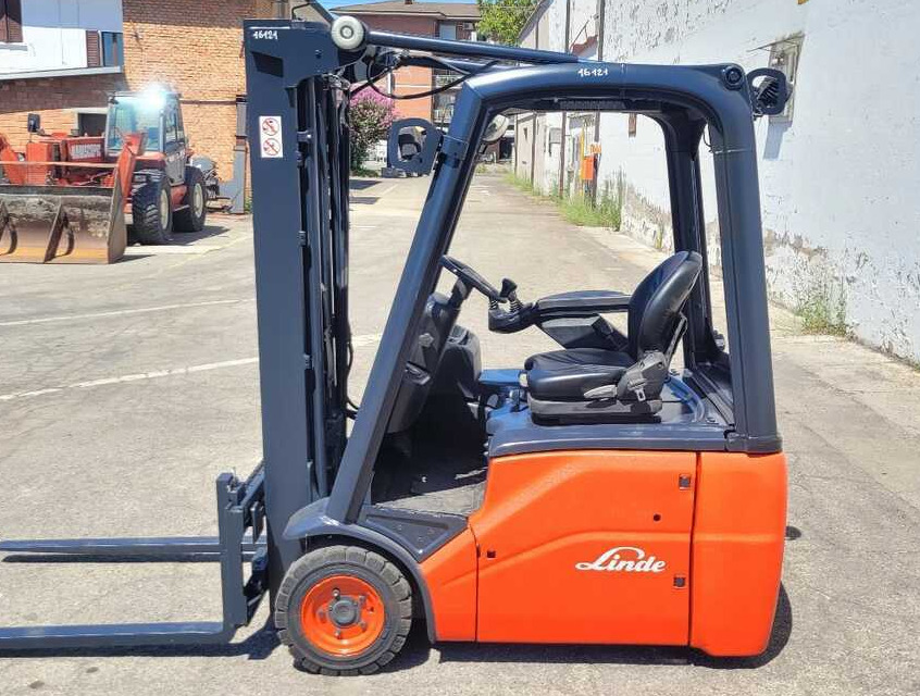 Linde E 16 C-01/386 (batt. 2016) - Электропогрузчик: фото 3 Linde E 16 C-01/386 (batt. 2016) - Электропогрузчик: фото 3