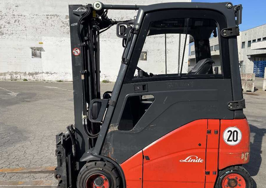 Linde E 20 PH - Электропогрузчик: фото 2 Linde E 20 PH - Электропогрузчик: фото 2