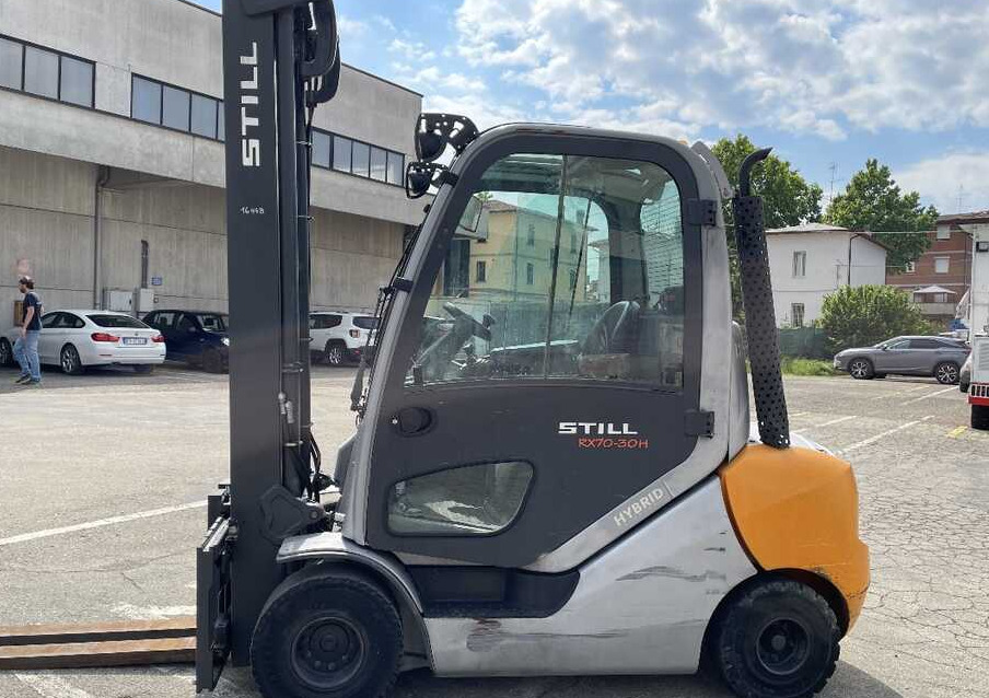 Still RX 70-30 - Дизельный погрузчик: фото 2 Still RX 70-30 - Дизельный погрузчик: фото 2