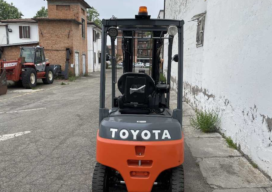 Toyota 8 FBMK20T (Batteria 90%) - Электропогрузчик: фото 3 Toyota 8 FBMK20T (Batteria 90%) - Электропогрузчик: фото 3