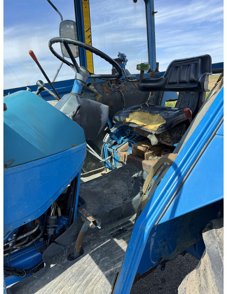 Ford 5610 - Трактор: фото 4 Ford 5610 - Трактор: фото 4