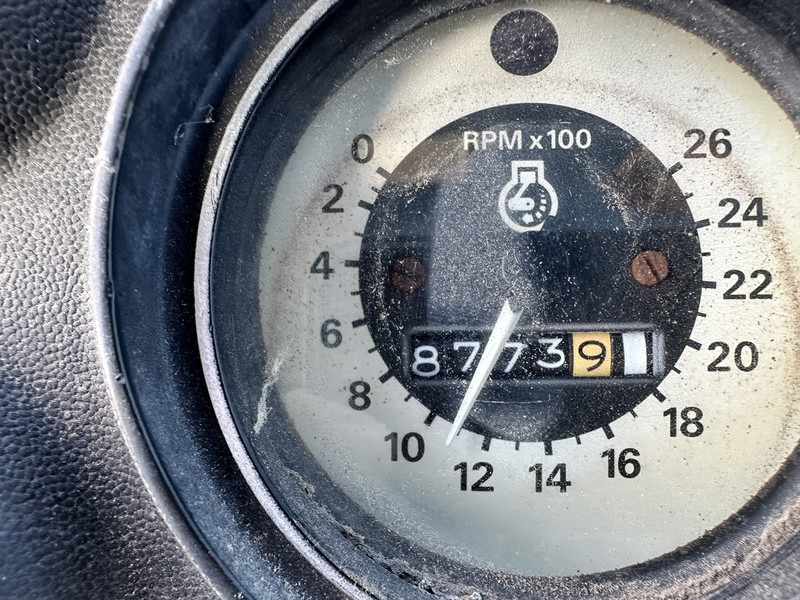 Ford 8700 - Трактор: фото 5 Ford 8700 - Трактор: фото 5