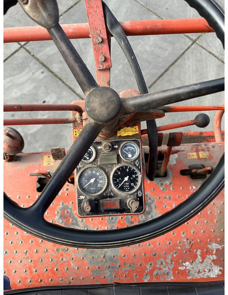 Laverda M150 - Зерноуборочный комбайн: фото 4 Laverda M150 - Зерноуборочный комбайн: фото 4