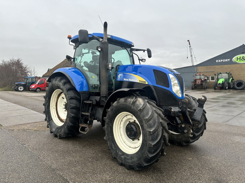 New Holland T6080 - Трактор: фото 4 New Holland T6080 - Трактор: фото 4