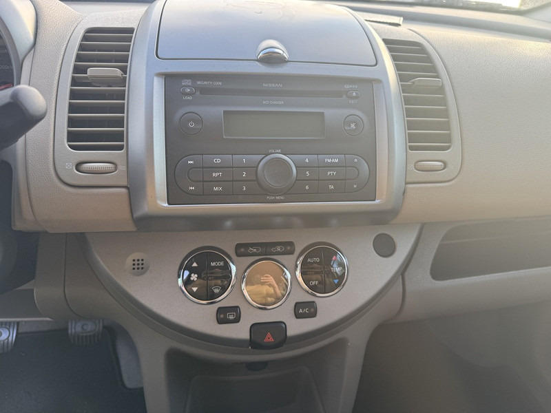 Nissan Note - Легковой автомобиль: фото 5 Nissan Note - Легковой автомобиль: фото 5