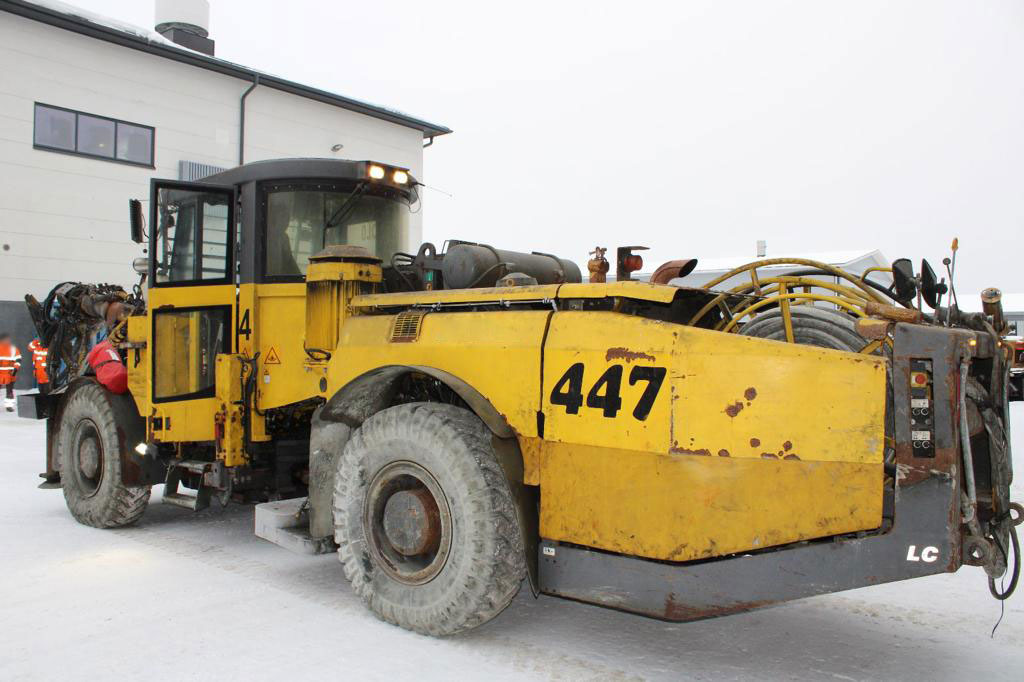 Atlas Copco Boltec LC - Горнодобывающая техника: фото 2 Atlas Copco Boltec LC - Горнодобывающая техника: фото 2