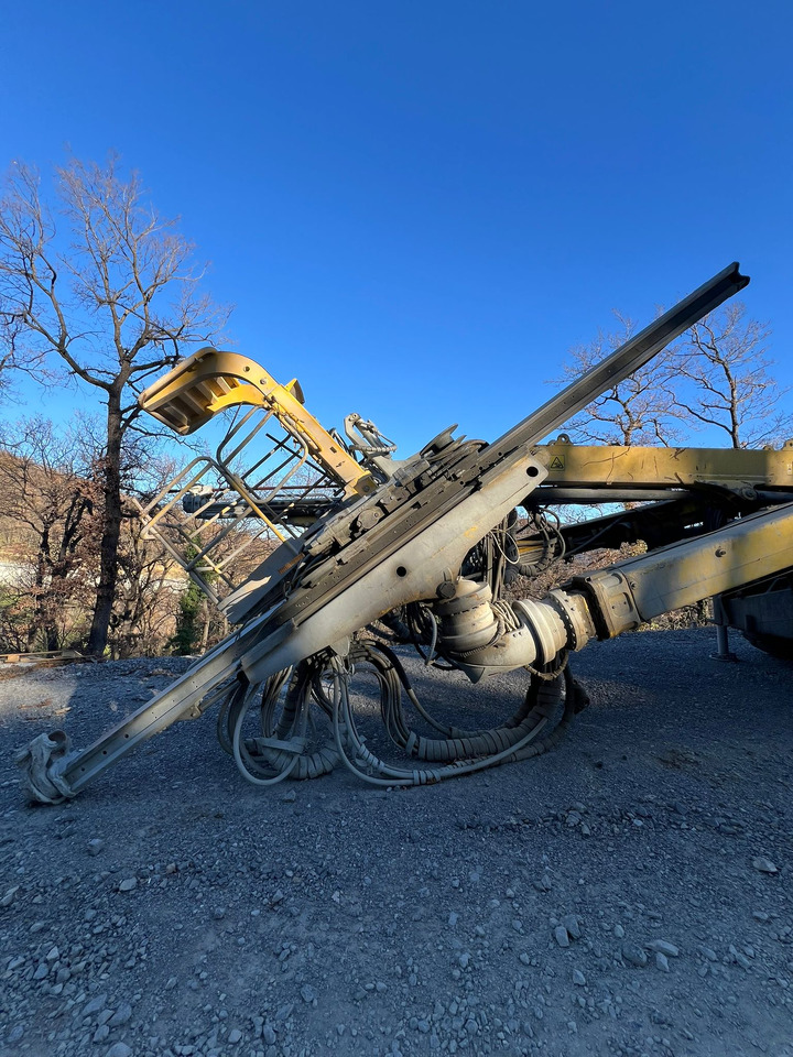Техника для горизонтального бурения Atlas Copco E2C: фото 6