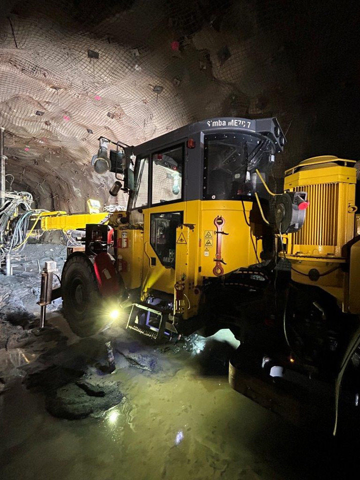 Atlas Copco (Epiroc) Simba ME7C - Техника для горизонтального бурения: фото 1 Atlas Copco (Epiroc) Simba ME7C - Техника для горизонтального бурения: фото 1