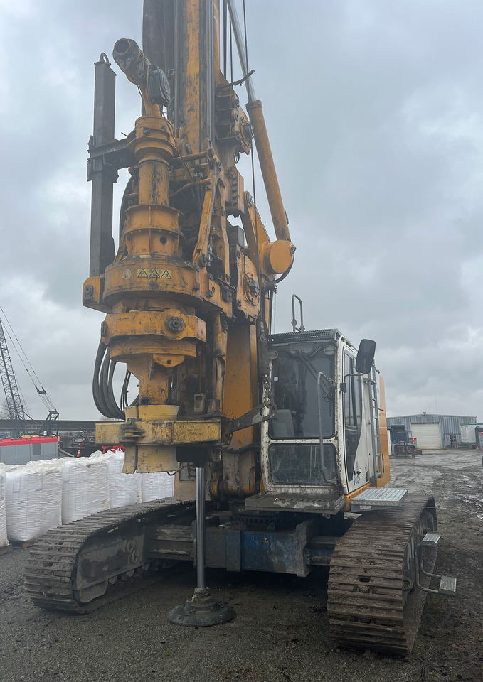 Bauer BG 15H - Сваебойная установка: фото 1 Bauer BG 15H - Сваебойная установка: фото 1