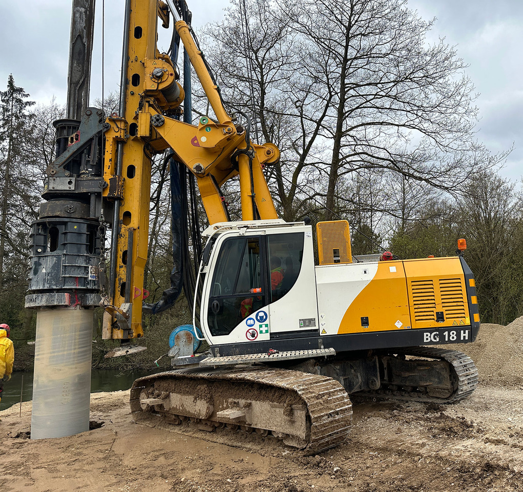Bauer BG 18H - Сваебойная установка: фото 2 Bauer BG 18H - Сваебойная установка: фото 2
