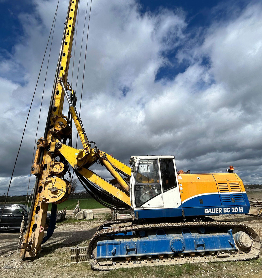 Bauer BG 20H - Сваебойная установка: фото 1 Bauer BG 20H - Сваебойная установка: фото 1