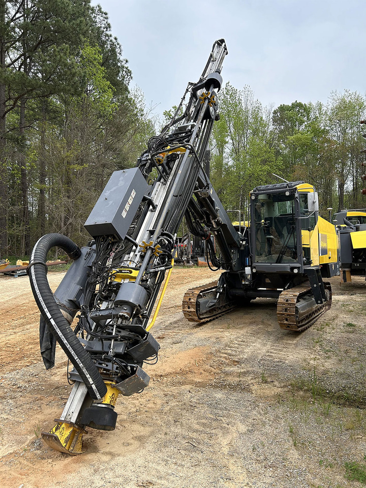 Epiroc SmartROC T40-11 - Буровая машина: фото 1 Epiroc SmartROC T40-11 - Буровая машина: фото 1