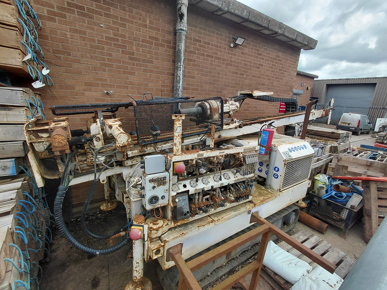 Geotec TB350 - Буровая машина: фото 2 Geotec TB350 - Буровая машина: фото 2