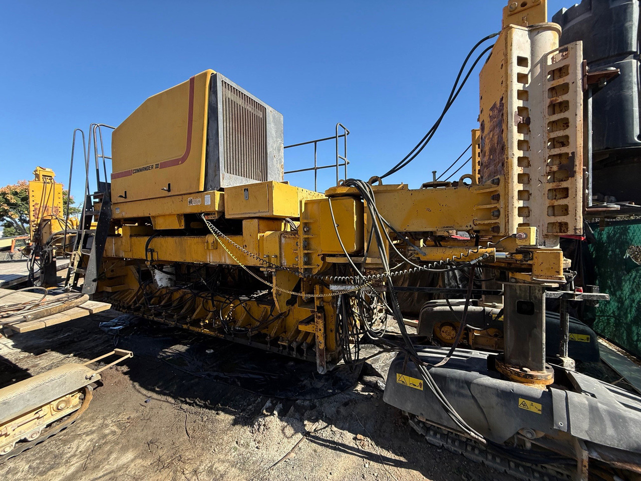 Gomaco Commander III - Асфальтоукладчик: фото 2 Gomaco Commander III - Асфальтоукладчик: фото 2