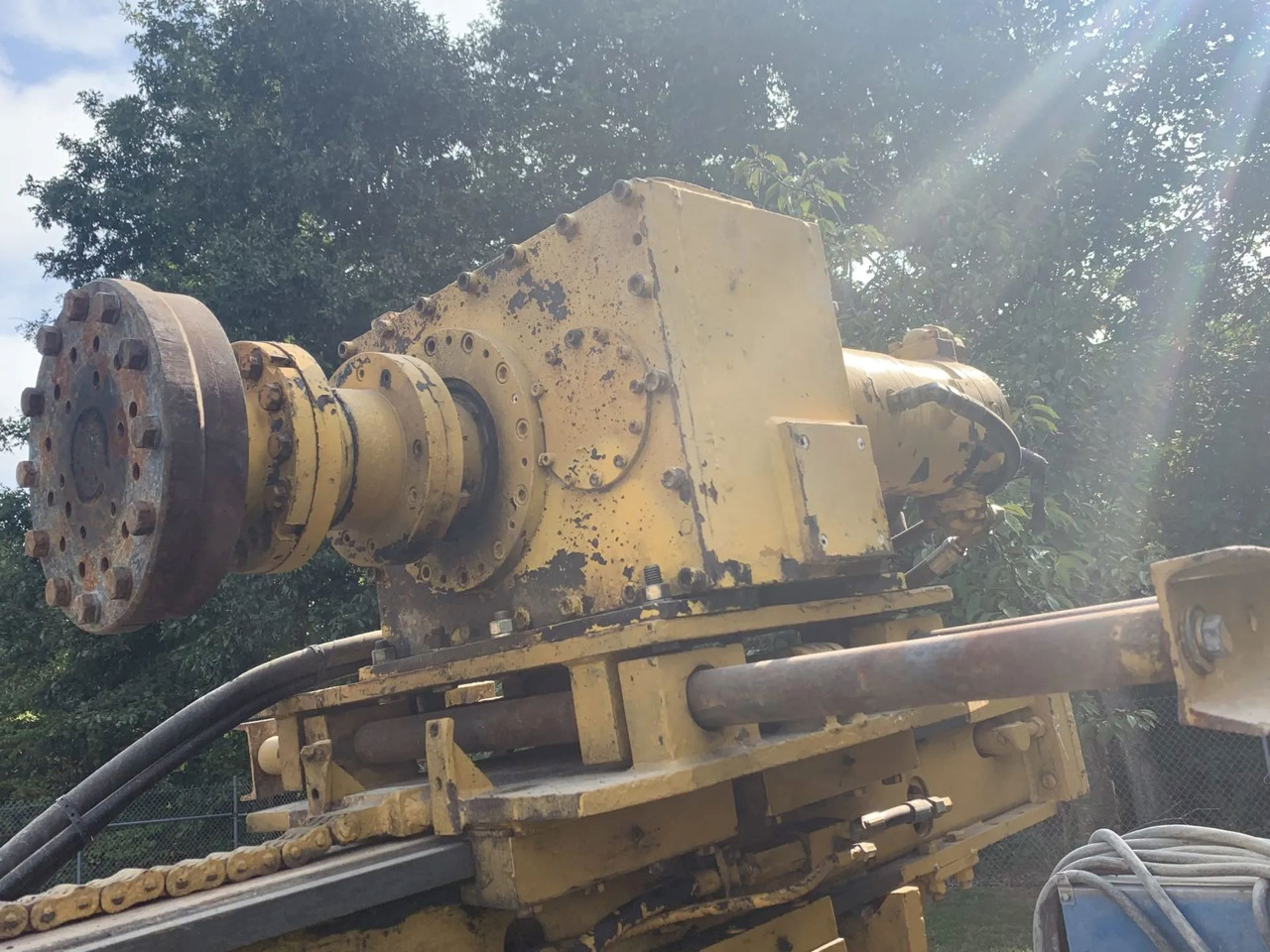 Hutte HBR 202-TF - Сваебойная установка: фото 5 Hutte HBR 202-TF - Сваебойная установка: фото 5