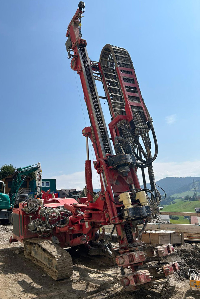 Hutte HBR 504-2 - Сваебойная установка: фото 3 Hutte HBR 504-2 - Сваебойная установка: фото 3