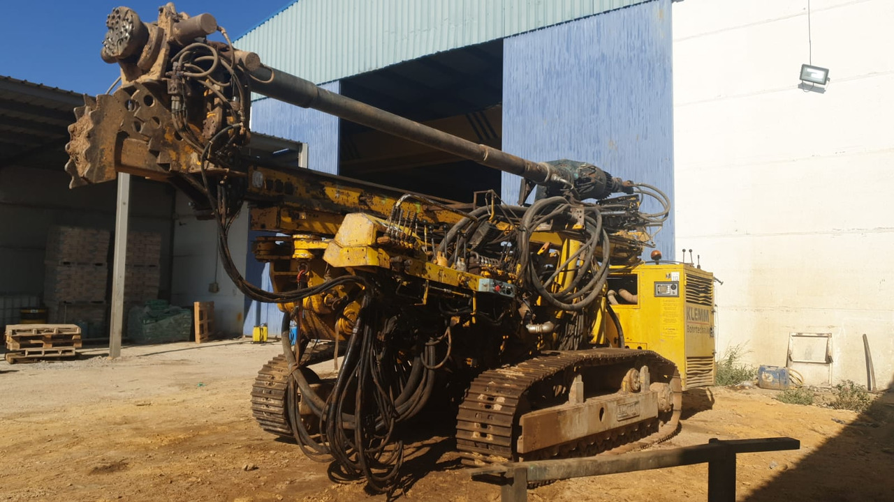 Klemm KR 806-2 - Буровая машина: фото 1 Klemm KR 806-2 - Буровая машина: фото 1