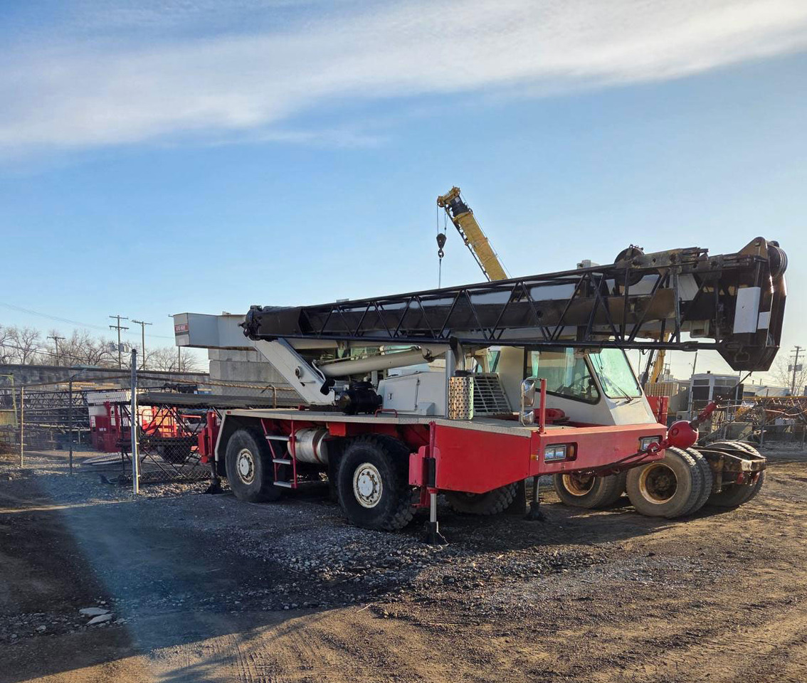 Link-Belt ATC-822 - Мобильный кран: фото 3 Link-Belt ATC-822 - Мобильный кран: фото 3