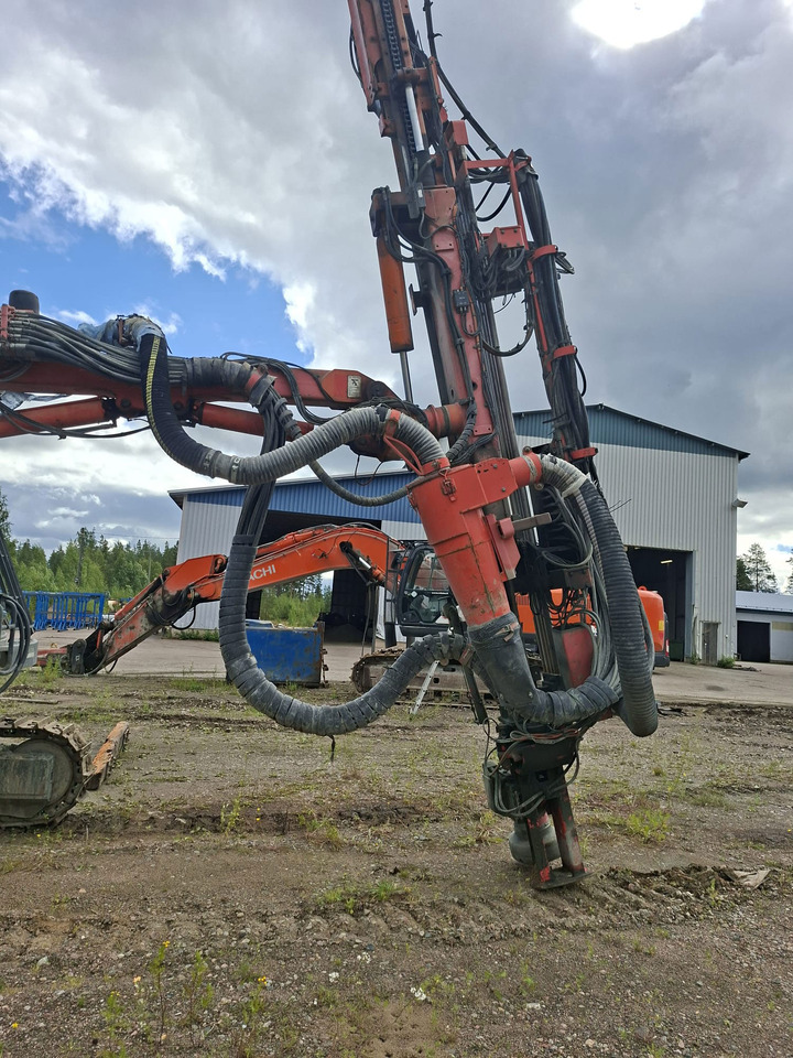 Мобильный кран Link-Belt HTC 3140: фото 8 Мобильный кран Link-Belt HTC 3140: фото 8