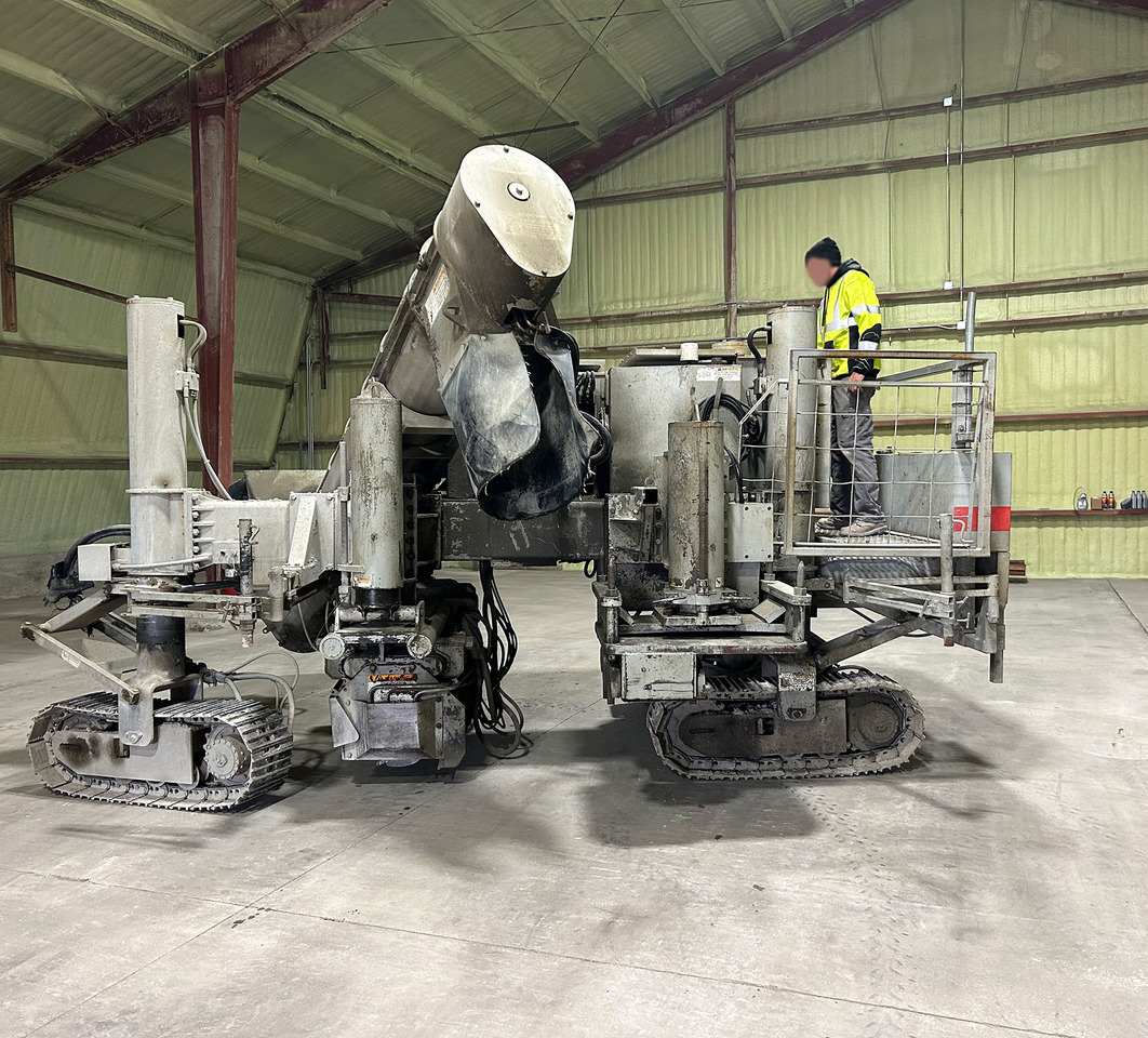 Power Curber 5700B - Асфальтоукладчик: фото 3 Power Curber 5700B - Асфальтоукладчик: фото 3