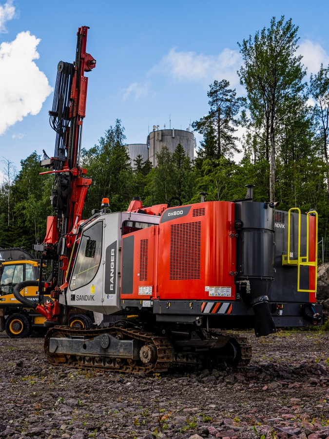 Sandvik DX800 - Буровая машина: фото 3 Sandvik DX800 - Буровая машина: фото 3