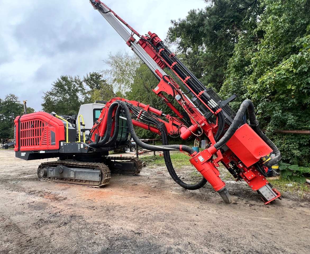 Sandvik DX900i - Буровая машина: фото 3 Sandvik DX900i - Буровая машина: фото 3