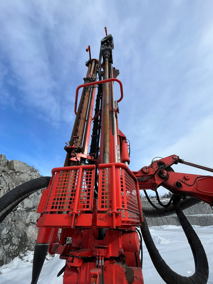 Sandvik Leopard DI650I - Буровая машина: фото 3 Sandvik Leopard DI650I - Буровая машина: фото 3