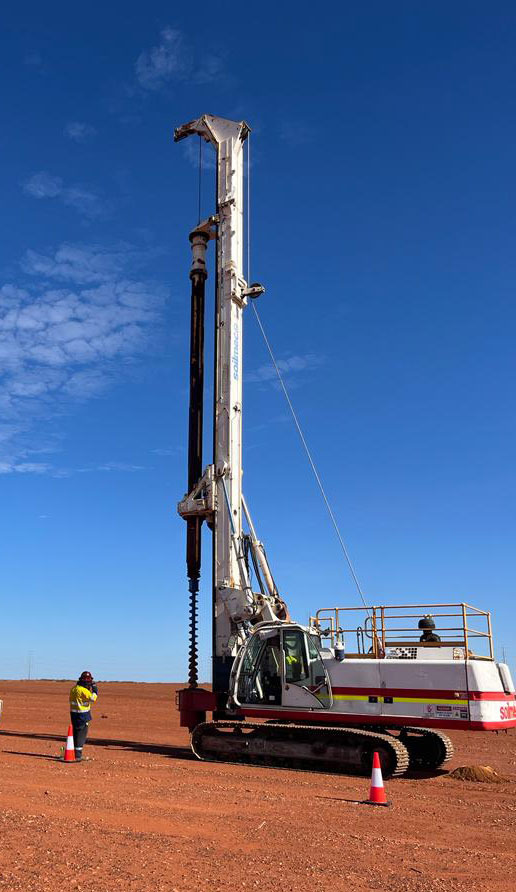 Soilmec SR-30 - Сваебойная установка: фото 2 Soilmec SR-30 - Сваебойная установка: фото 2