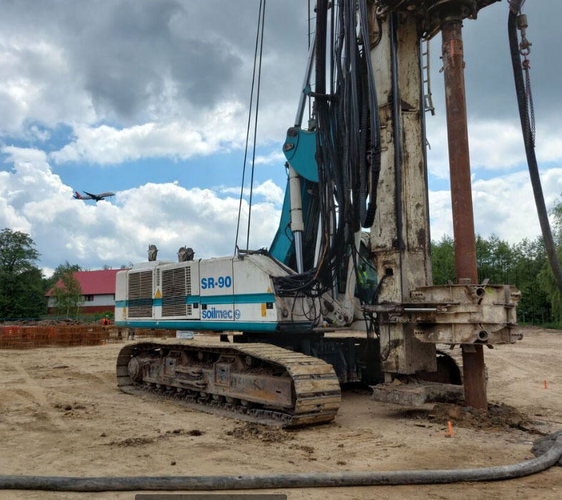Soilmec SR-90 - Сваебойная установка: фото 3 Soilmec SR-90 - Сваебойная установка: фото 3