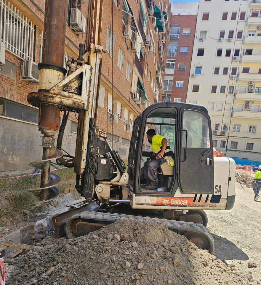 Tescar CF2.5A - Сваебойная установка: фото 5 Tescar CF2.5A - Сваебойная установка: фото 5
