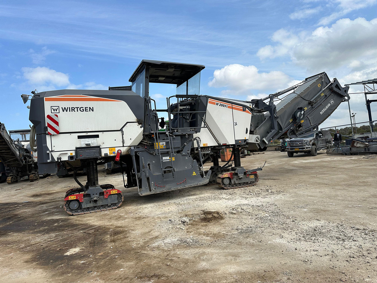Wirtgen W 200 Fi - Дорожная фреза: фото 4 Wirtgen W 200 Fi - Дорожная фреза: фото 4
