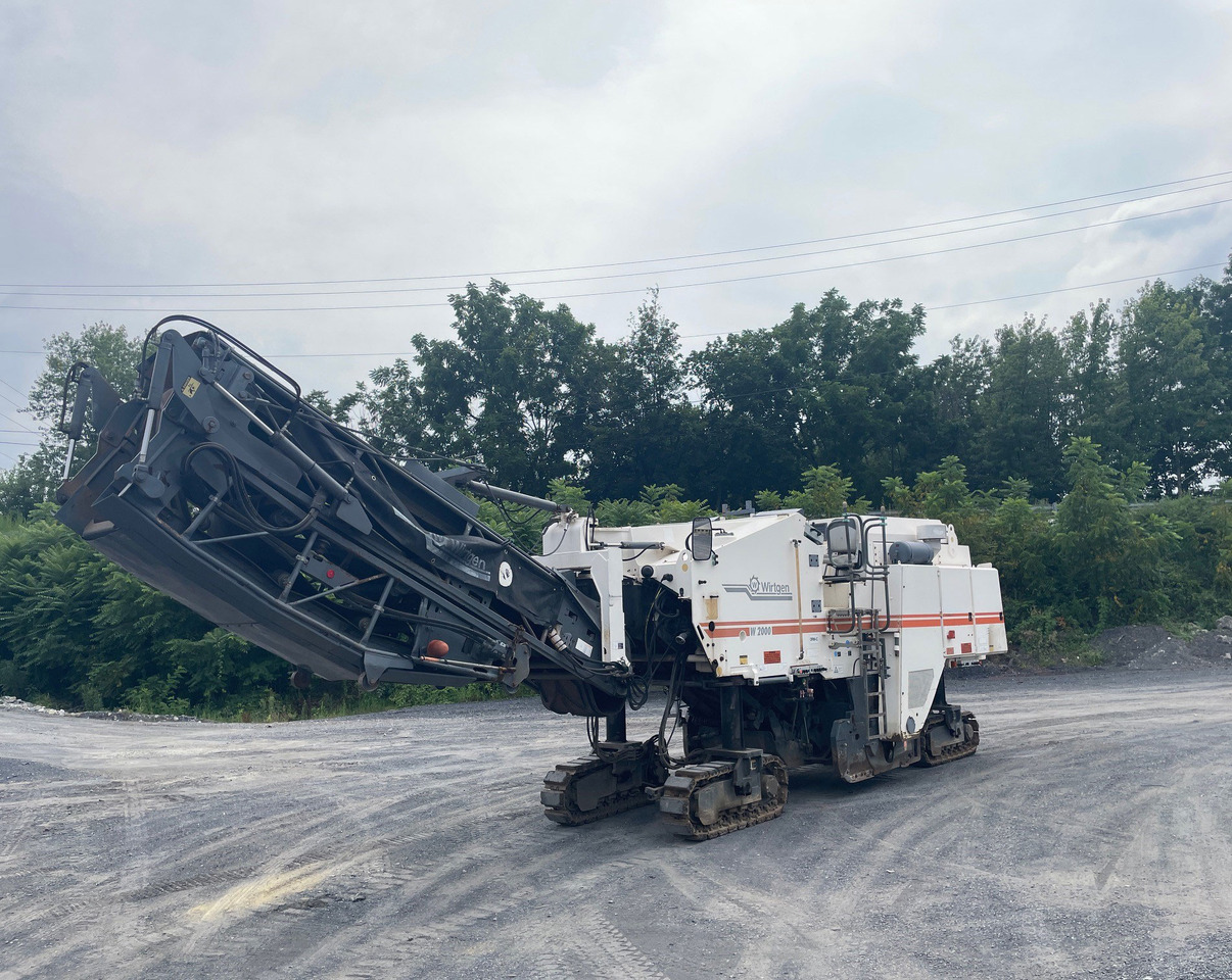 Wirtgen W 2000 - Дорожная фреза: фото 1 Wirtgen W 2000 - Дорожная фреза: фото 1