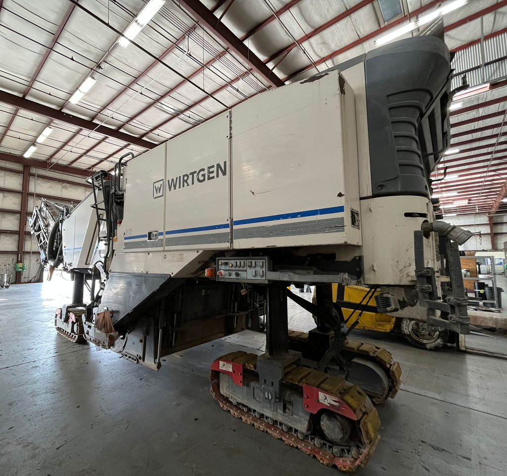 Wirtgen W 210 i - Дорожная фреза: фото 2 Wirtgen W 210 i - Дорожная фреза: фото 2