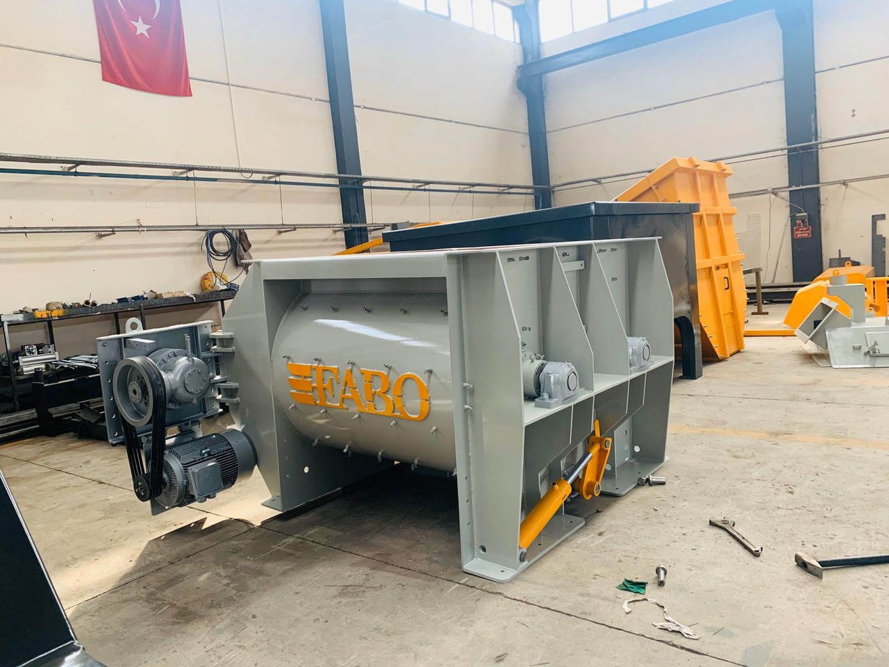FABO twin shaft mixer - Бетономешалка: фото 2 FABO twin shaft mixer - Бетономешалка: фото 2