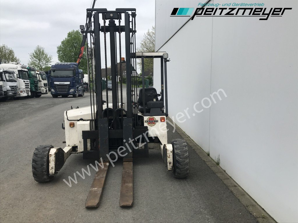 Moffett Mitnahmestapler M 2003 STM Allrad, UVV in 09/25 neu - Мобильный вилочный погрузчик: фото 5 Moffett Mitnahmestapler M 2003 STM Allrad, UVV in 09/25 neu - Мобильный вилочный погрузчик: фото 5