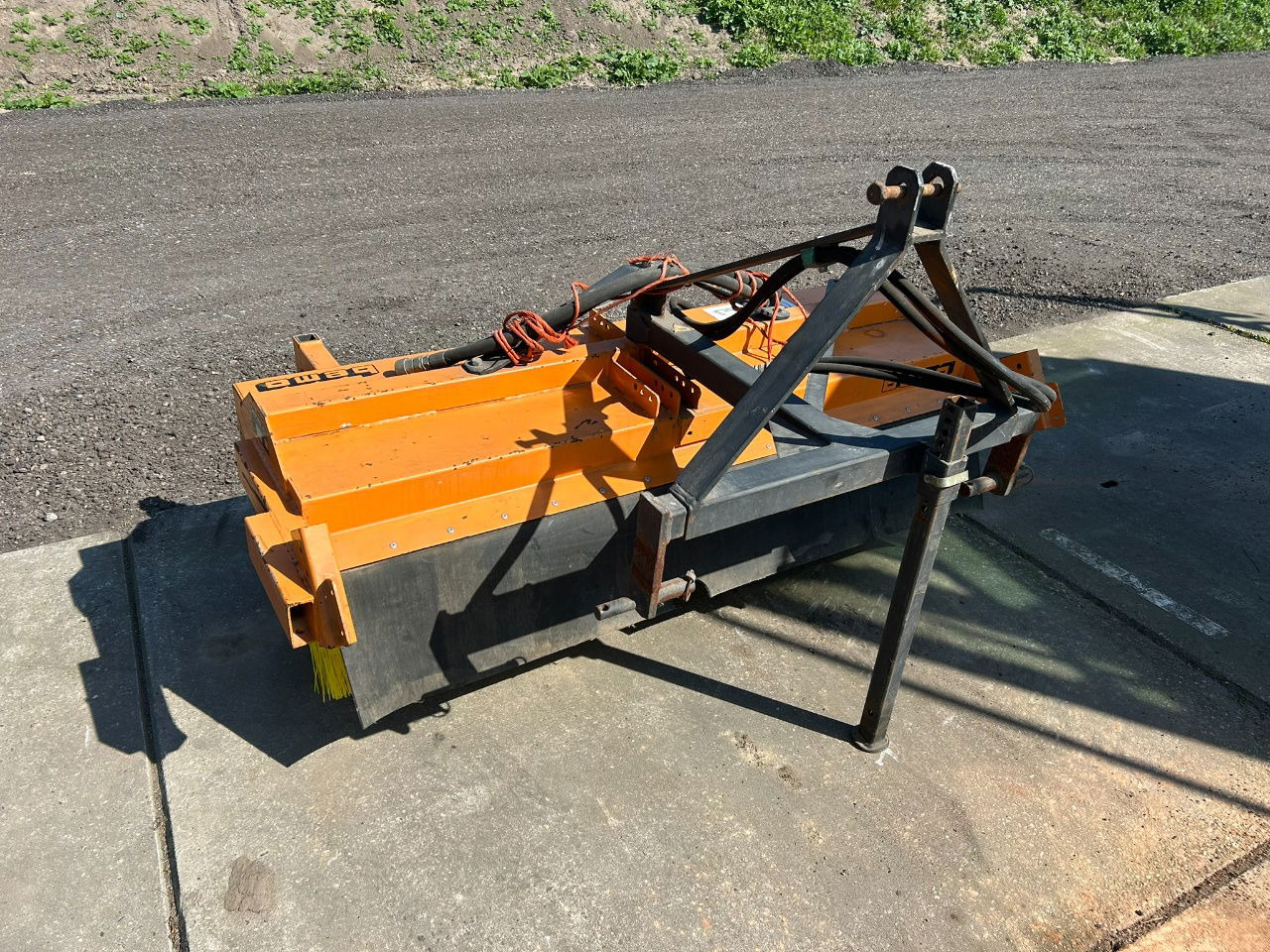 Boxer 1550 Schleppo veegmachine nieuwe borstel - Щетка: фото 1 Boxer 1550 Schleppo veegmachine nieuwe borstel - Щетка: фото 1