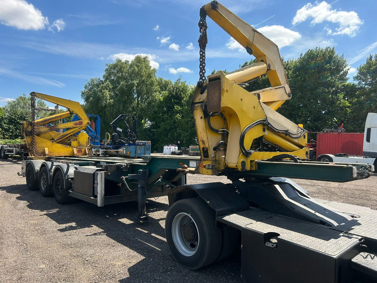 Hammar 195 HC / 20 ft, 2 x 20 ft 40 ft HC, power pack Diesel, Wireless controller 2 x, telescopic chassis - Полуприцеп-контейнеровоз/ Сменный кузов: фото 2 Hammar 195 HC / 20 ft, 2 x 20 ft 40 ft HC, power pack Diesel, Wireless controller 2 x, telescopic chassis - Полуприцеп-контейнеровоз/ Сменный кузов: фото 2