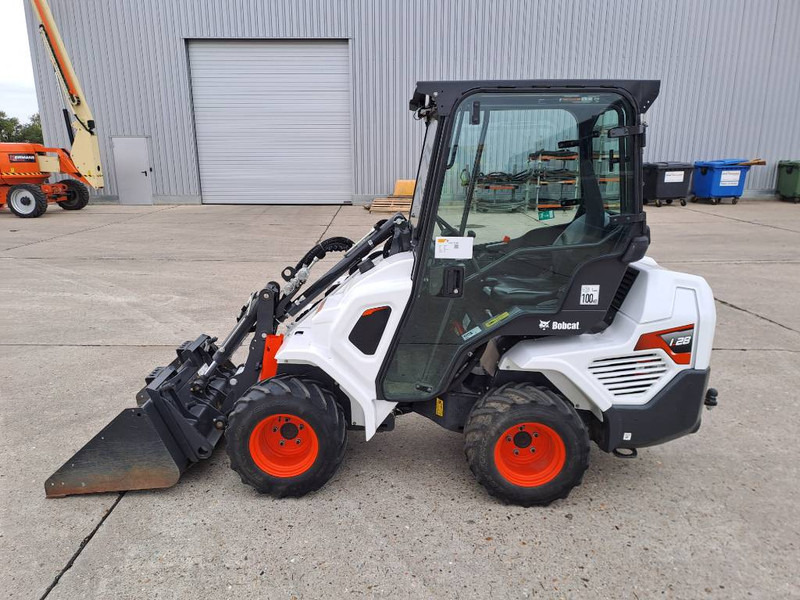 Bobcat L28 - Телескопический фронтальный погрузчик: фото 1 Bobcat L28 - Телескопический фронтальный погрузчик: фото 1