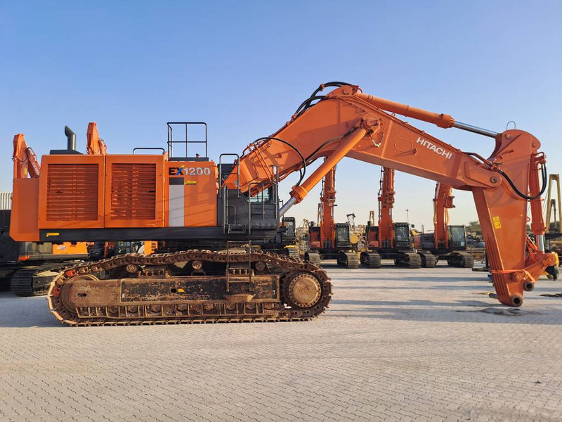 Hitachi EX1200-6 ME (New Boom + Stick)(Jebel Ali, UAE) - Гусеничный экскаватор: фото 2 Hitachi EX1200-6 ME (New Boom + Stick)(Jebel Ali, UAE) - Гусеничный экскаватор: фото 2