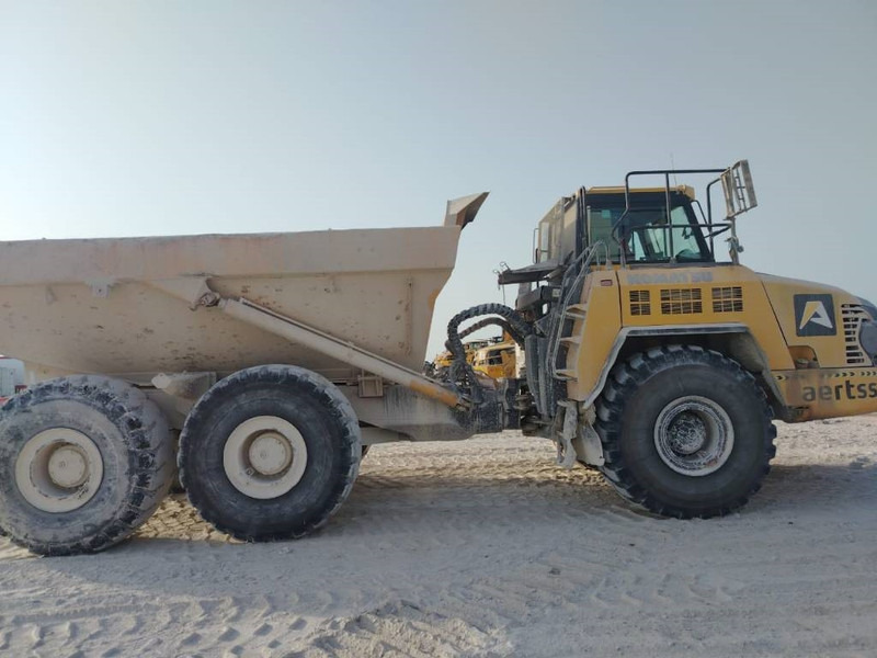 Komatsu HM400-3R (4 pieces available in Abu Dhabi) - Сочленённый самосвал: фото 2 Komatsu HM400-3R (4 pieces available in Abu Dhabi) - Сочленённый самосвал: фото 2
