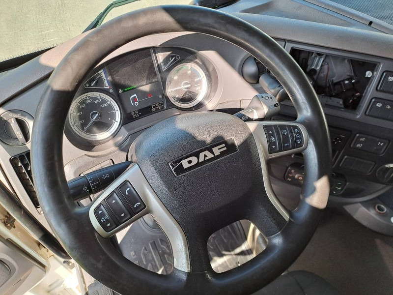 Тягач DAF FT XF480 Space cab: фото 15