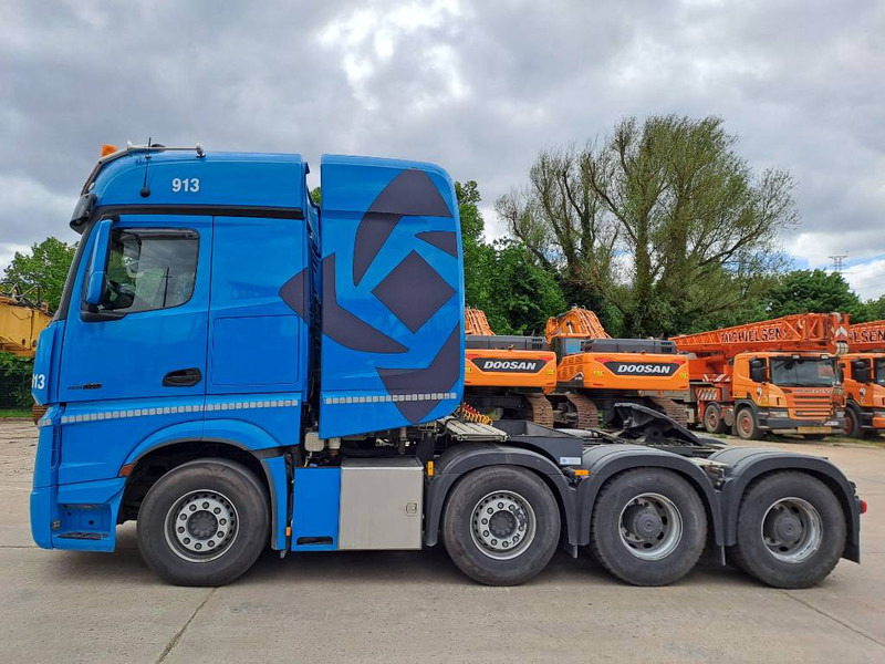 Mercedes-Benz Actros 4463 LS Giga (180Ton Push/Pull) - Тягач: фото 2 Mercedes-Benz Actros 4463 LS Giga (180Ton Push/Pull) - Тягач: фото 2