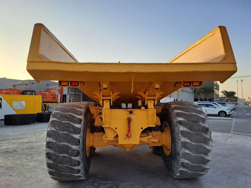 Volvo A40F (Abu Dhabi) - Сочленённый самосвал: фото 3 Volvo A40F (Abu Dhabi) - Сочленённый самосвал: фото 3