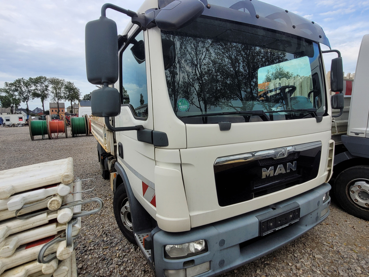 MAN TGL 8.220 - Самосвал: фото 2 MAN TGL 8.220 - Самосвал: фото 2