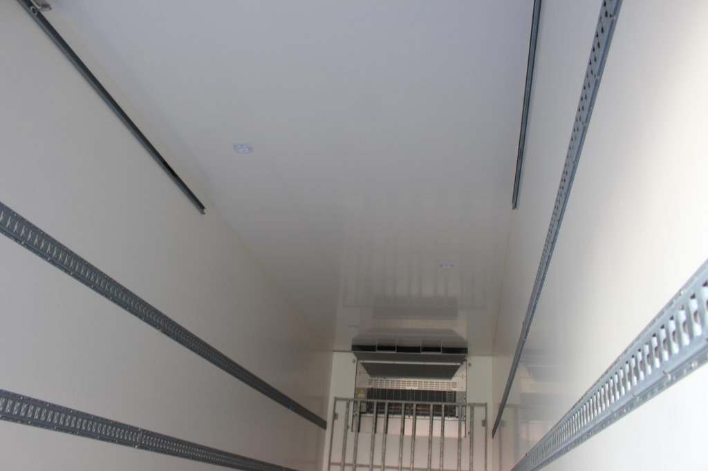 Chereau 1-Achs City Trailer CV 1550 Strom Neuwertig - Полуприцеп-рефрижератор: фото 2 Chereau 1-Achs City Trailer CV 1550 Strom Neuwertig - Полуприцеп-рефрижератор: фото 2