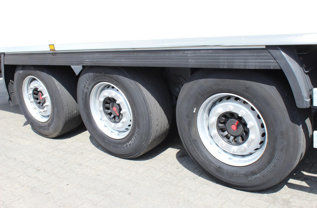 Chereau TK SLXi 300 Doppelstock FRC 2026 SAF - Полуприцеп-рефрижератор: фото 5 Chereau TK SLXi 300 Doppelstock FRC 2026 SAF - Полуприцеп-рефрижератор: фото 5