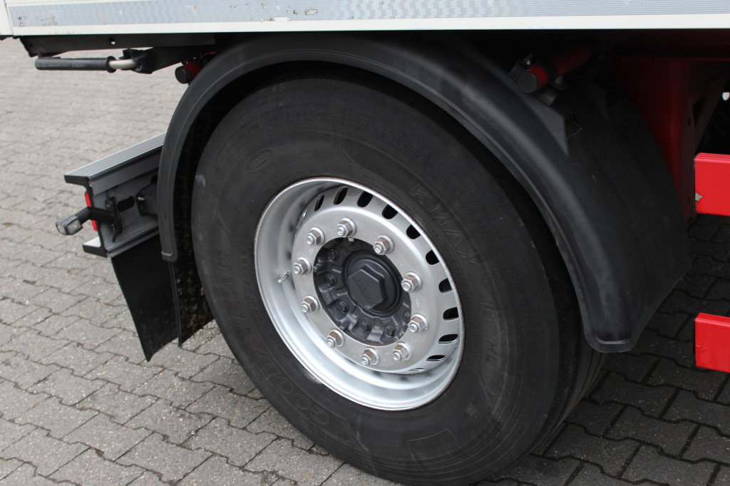 Geidobler koffer 2-Achser JOST - Прицеп-фургон: фото 5 Geidobler koffer 2-Achser JOST - Прицеп-фургон: фото 5