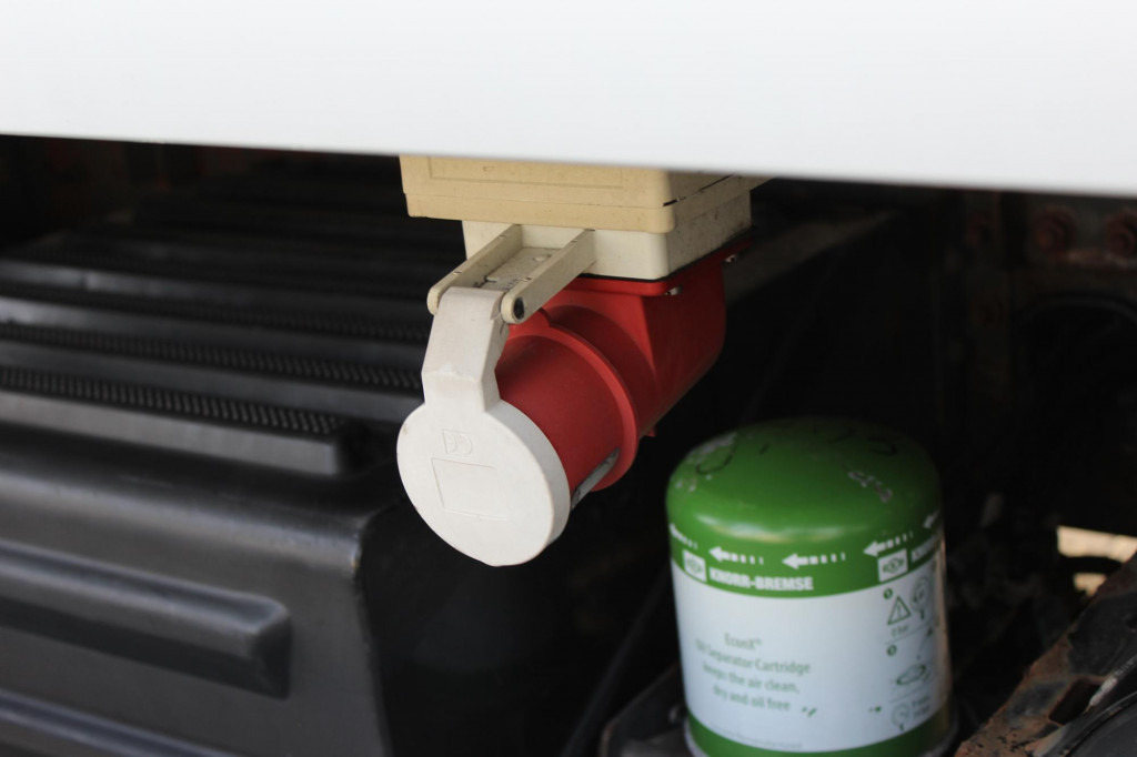 Renault Premium 450 DXi E5 TK TS300E LBW Sschlafkabine AHK - Рефрижератор: фото 5 Renault Premium 450 DXi E5 TK TS300E LBW Sschlafkabine AHK - Рефрижератор: фото 5