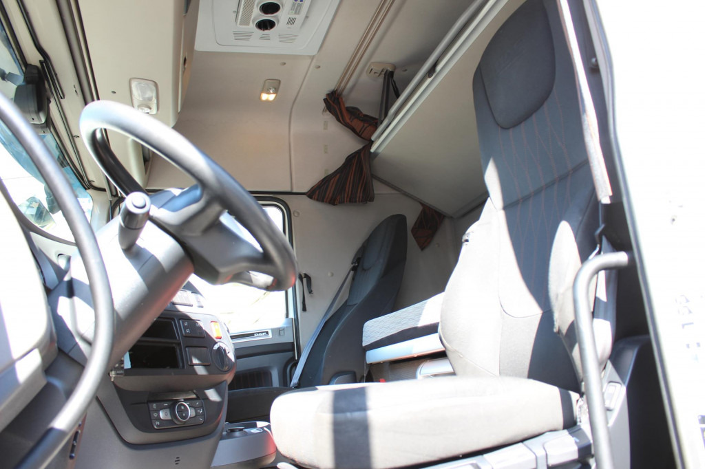 Тягач Daf XF 530 SC Retarder ACC LDWS Standklima Kühlbox: фото 6 Тягач Daf XF 530 SC Retarder ACC LDWS Standklima Kühlbox: фото 6