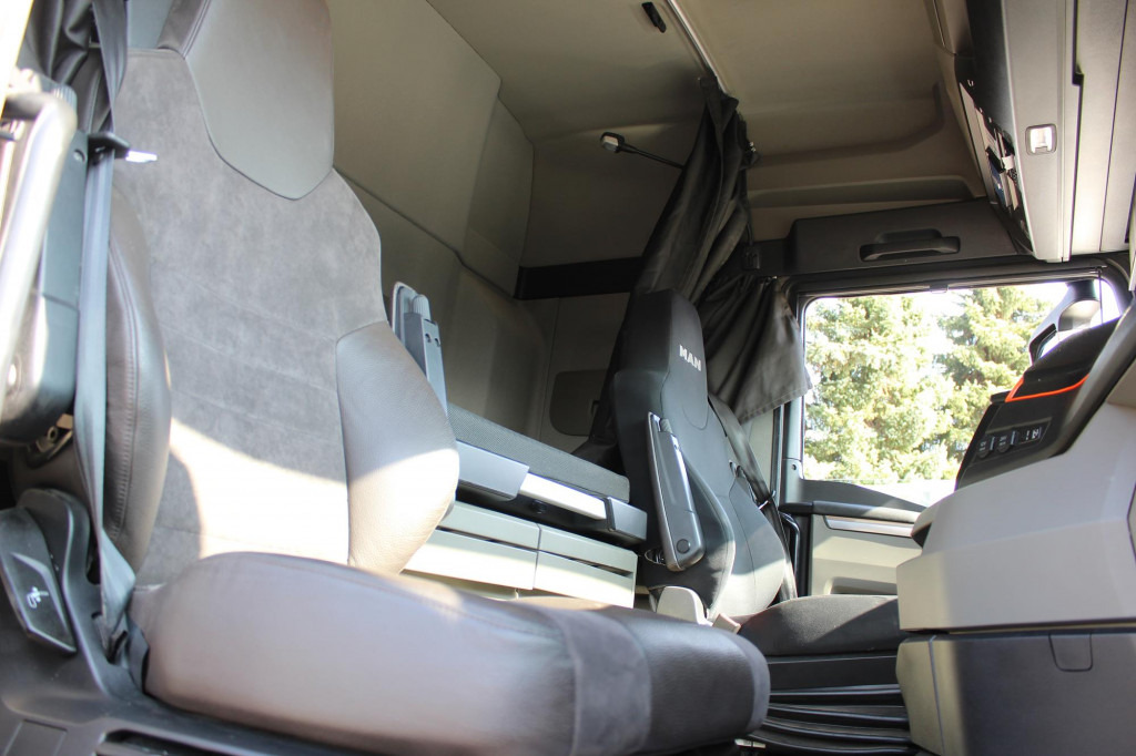MAN TGX 510 Retarder LED Standklima Kühlbox Navi - Тягач: фото 2 MAN TGX 510 Retarder LED Standklima Kühlbox Navi - Тягач: фото 2